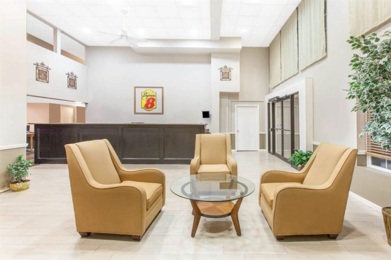 Super 8 By Wyndham Oklahoma City Exterior foto
