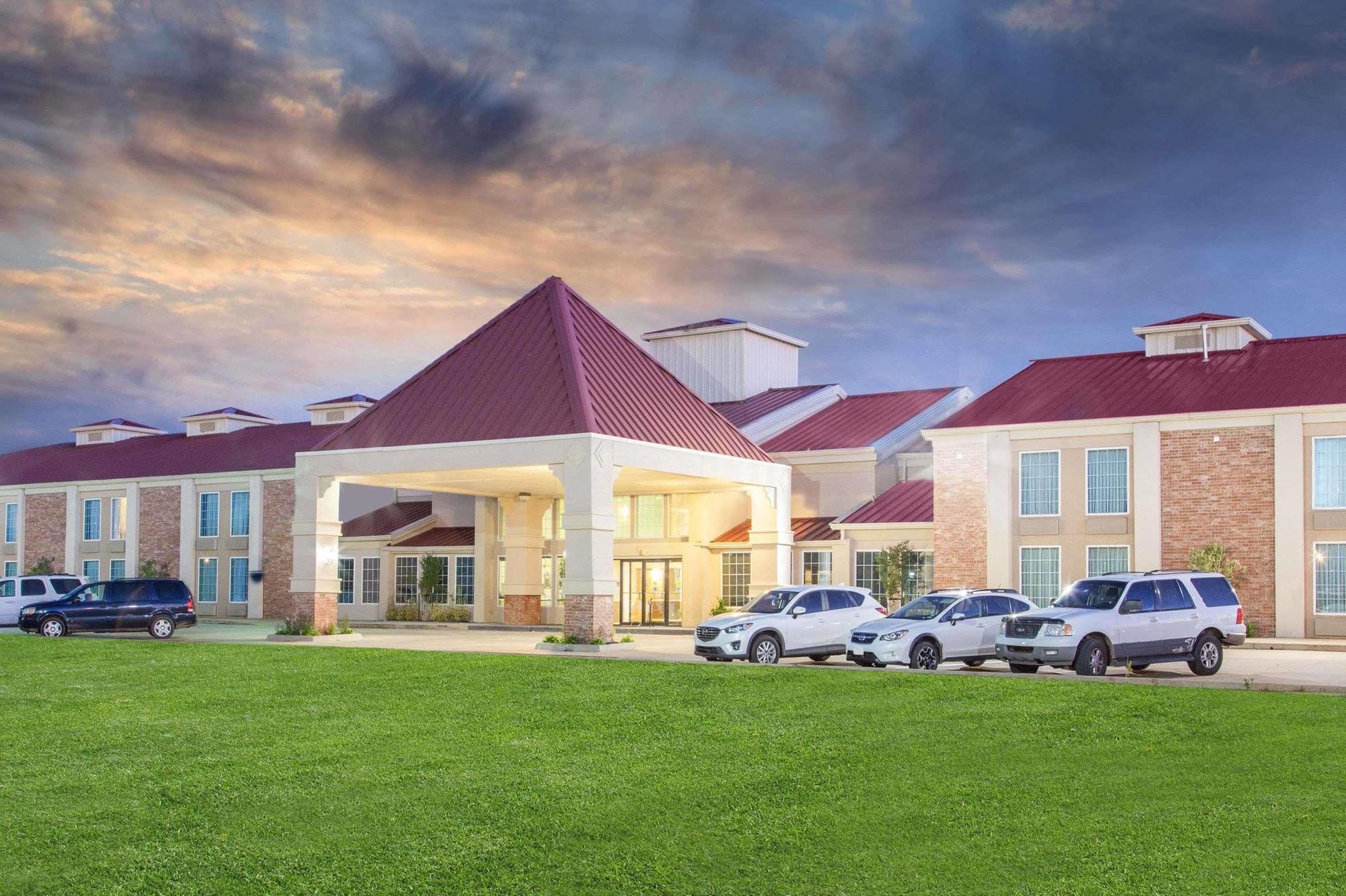 Super 8 By Wyndham Oklahoma City Exterior foto